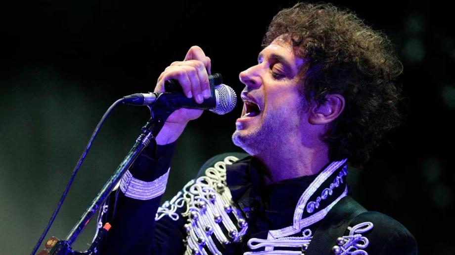 Análisis bizarro de la carrera solista de Gustavo Cerati: de Amor Amarillo a Bocanada, electrónica, rock y legado cultural eterno.